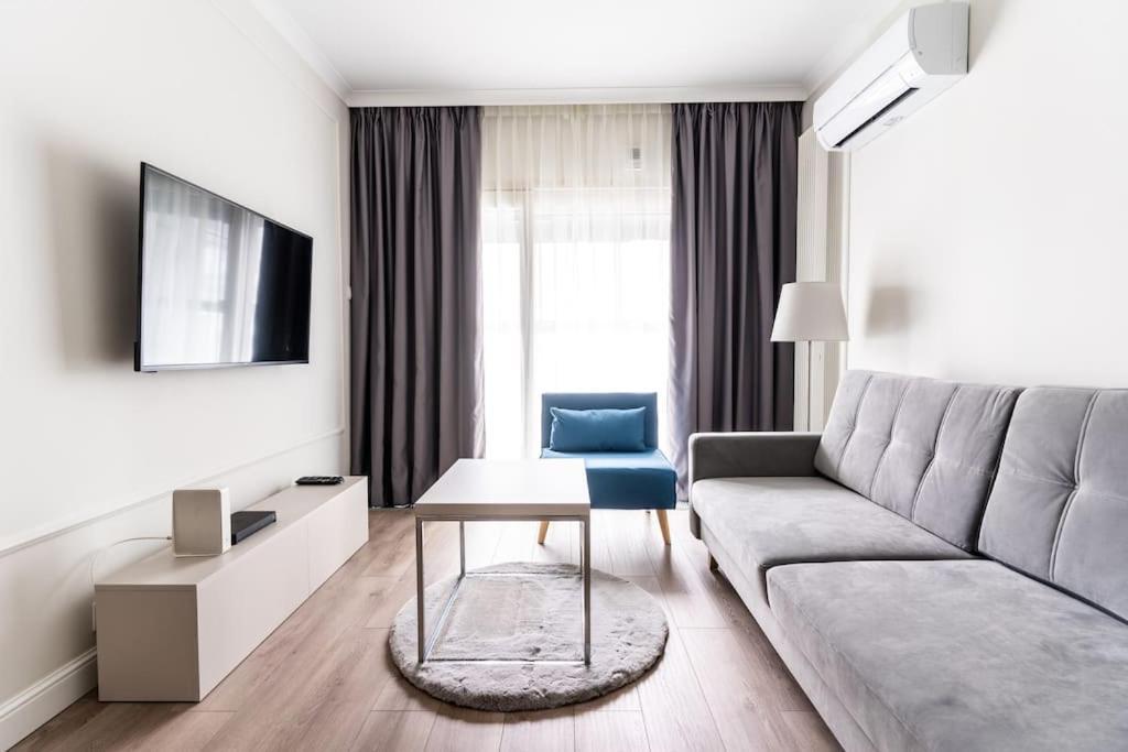 Chic & Luxury Apartment By Mennica Residence Varsovia Exterior foto